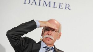 Mit Ansprüchen von 29,9 Millionen Euro liegt Dieter Zetsche an Platz zwei der deutschen Rentenmillionäre. Nur einer bekommt mehr: ... Foto: dpa