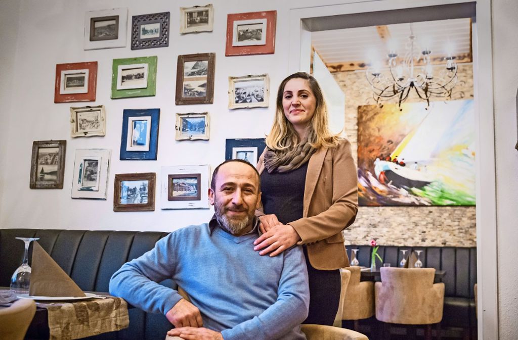Esra und Serkan Sahin legen Wert auf Frische und Gastfreundschaft. Foto: Lg/Julian Rettig