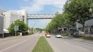 Am kommenden Wochenende wird  die linke Fahrbahnseite der Schwieberdinger Straße gesperrt Foto: Bernd Zeyer