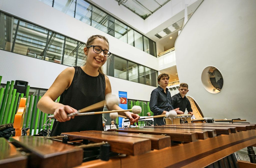 Trmmelwirbel: Junge Talente der Stuttgarter Musikschule  zu Gast im Olgäle Foto: factum/Weise
