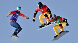 Martin Nörl (Mitte) verpasste eine Medaille bei den Olympischen Winterspielen. Foto: AFP/MARCO BERTORELLO