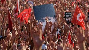 Der türkische Präsident fordert in einem ARD-Interview die Todesstrafe einzuführen - weil es das Volk so wolle. Foto: AFP