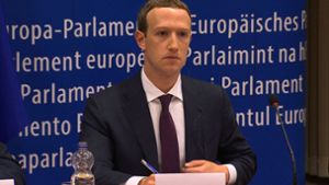 Facebook-Chef Mark Zuckerberg  bei seiner Anhörung vor dem Europaparlament. Foto: EBS