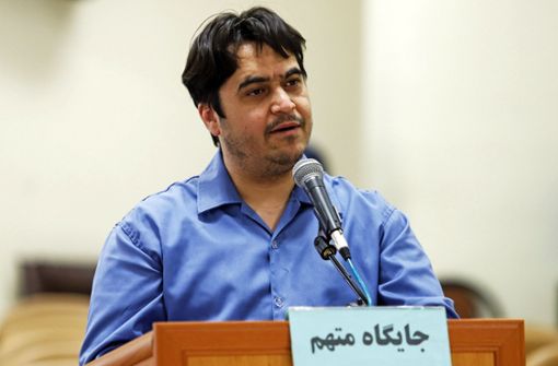 Der Blogger Ruhollah Sam wurde gekidnappt und nach Teheran verschleppt. Vor seiner Hinrichtung durfte er nicht einmal mehr mit seiner Frau und seiner Tochter in Frankreich sprechen. Foto: dpa/Ali Shirband