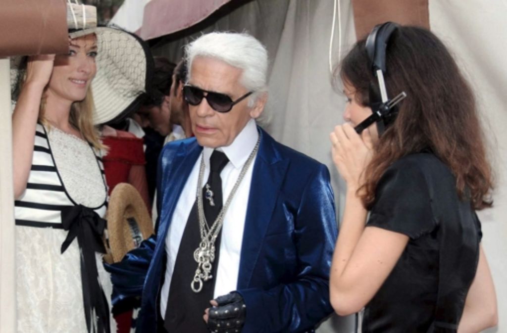 Auch mit Chanel-Designer und Mode-Genie Karl Lagerfeld arbeitete Tatjana Patitz zusammen.