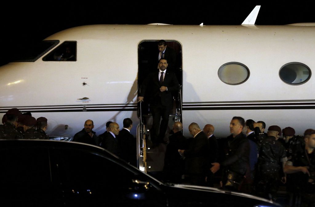 Premier Hariri landet wieder in Beirut. Foto: AP