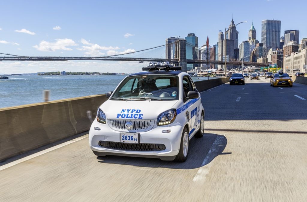 Smarts im Big Apple: Amerikaner machen sich gerne über kleine Autos wie den Smart Fortwo lustig – die allseits hoch respektierte New Yorker Polizei kauft nun dennoch 250 Exemplare.
