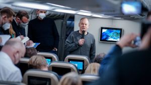 Olaf Scholz auf seiner Antrittsreise nach Washington zu US-Präsident Biden. Foto: dpa/Kay Nietfeld