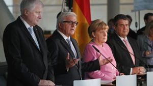 Der Kandidat für das Amt des Bundespräsidenten, Frank-Walter Steinmeier (zweiter von links), will sich für Demokratie und gesellschaftlichen Zusammenhalt einsetzen. Foto: Getty Images Europe