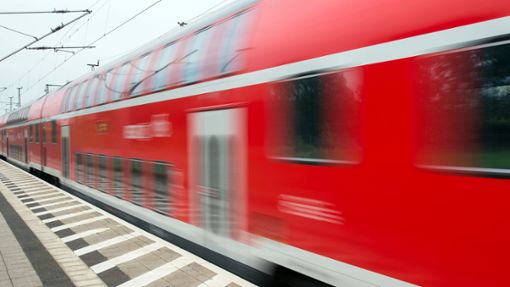 Rund um Ludwigshafen und Mannheim wird ein Großteil der Züge am Wochenende nicht fahren. (Symbolbild) Foto: dpa/Patrick Pleul