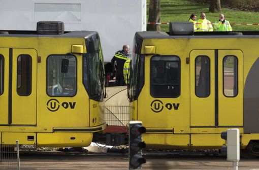 Drei Menschen starben am Montag nach Schüssen in einer Straßenbahn in Utrecht. Foto: AP