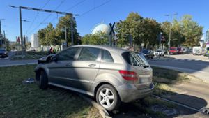 Stuttgart-Vaihingen: Polizei sucht Zeugen nach Stadtbahnunfall