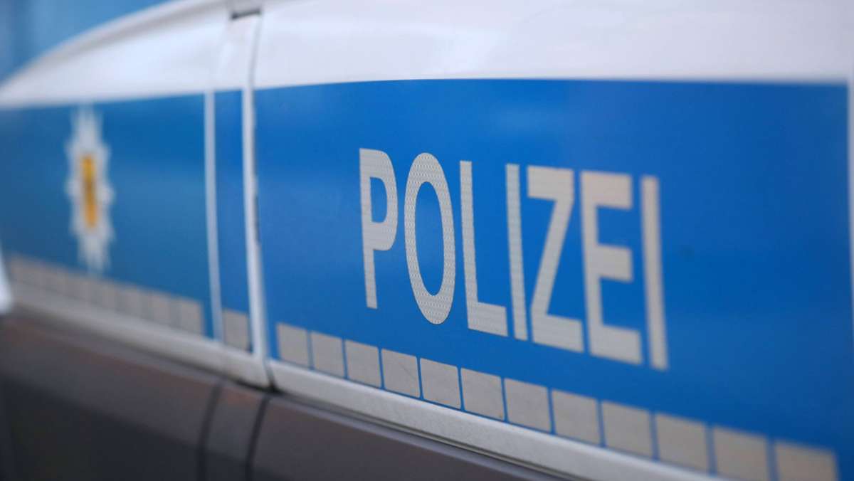 Polizei in Plochingen: Ladendieb verletzt auf Flucht drei Personen