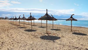 In vielen beliebten Urlaubsregionen wie etwa auf Mallorca herrschte in diesem Jahr zumeist gähnende Leere. Foto: dpa/Clara Margais