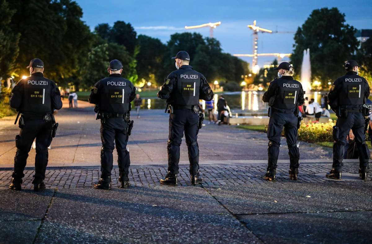 Am Eckensee wird am Freitag und Samstag wieder viel Polizei unterwegs sein. Foto: dpa/ristoph Schmidt
