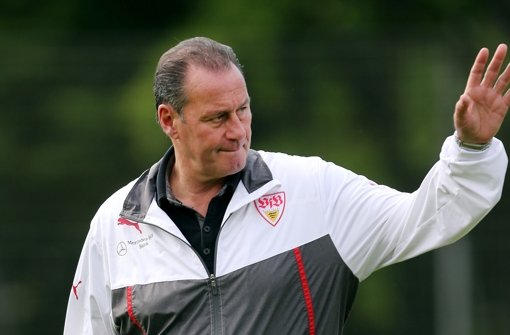 Huub Stevens hat den VfB Stuttgart schon einmal vor dem Abstieg gerettet - kommt er zurück? Foto: Pressefoto Baumann