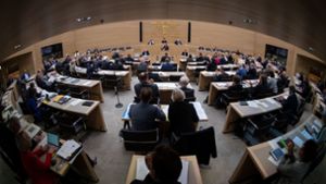 Mit 143 Abgeordneten ist der Landtag von Baden-Württemberg so groß wie nie Foto: dpa