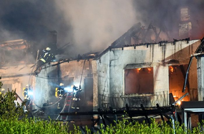 Offenburg: Sechs Reihenhäuser in Flammen – Schaden in Millionenhöhe
