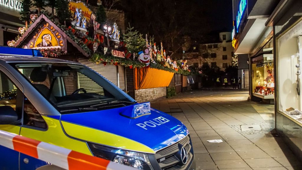 Bombenverdacht in Stuttgart: Polizei nimmt 53-Jährigen auf Weihnachtsmarkt fest