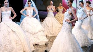 Hunderte Brautkleider und Anzüge gestohlen