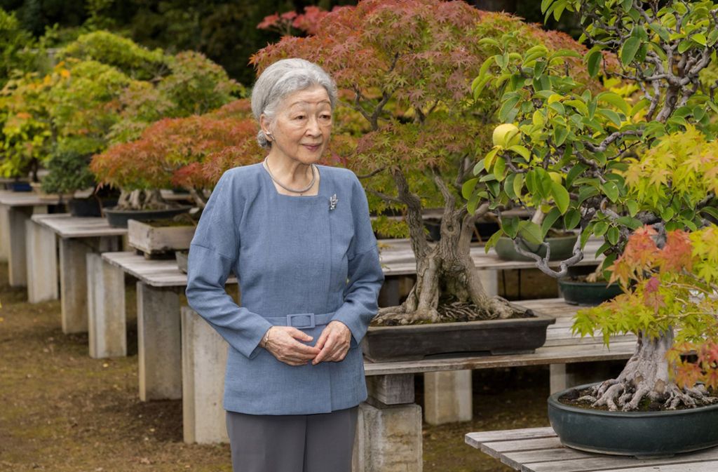 Michiko von Japan: Die kaiserliche Dichterin - Panorama ...