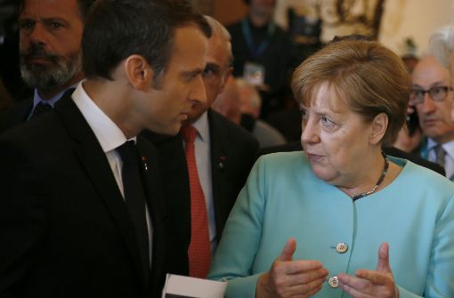 Beim G7-Gipfel in Italien sprachen Emmanuel Macron und Angela Merkel bereits ausführlich. Foto: AP