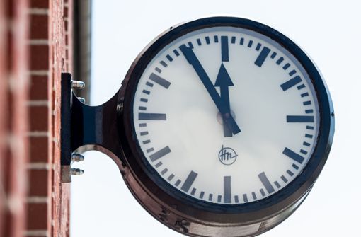 Am Münchner Hauptbahnhof gab es eine Panne bei der Uhrenumstellung (Symbolbild). Foto: dpa/Patrick Pleul