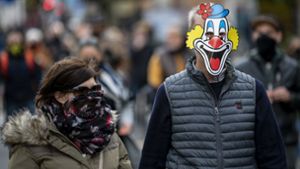 Berlin provoziert mit Mittelfinger gegen Maskenmuffel