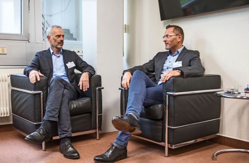 Die  Klinik-Geschäftsführer Ingo Hüttner (rechts)und Wolfgang Schmid hoffen auf Unterstützung  durch die Politik. Foto: Giacinto Carlucci