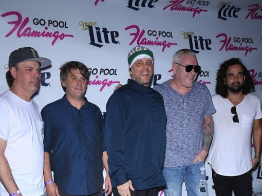 Smash Mouth im Jahr 2017 mit dem verstorbenen Steve Harwell (Zweiter von rechts). Foto: imago/ZUMA Wire