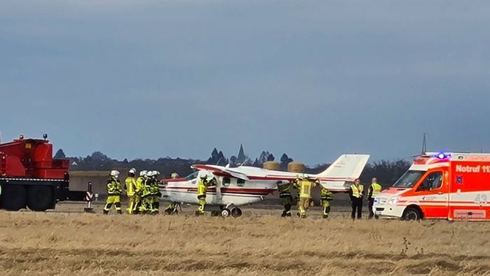 Flughafen Stuttgart: Cessna bei der Landung verunglückt