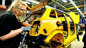 Die Produktion des BMW Mini in Oxford:  Ein Wertverlust der britischen Währung verbilligt für BMW die Fertigung der Autos in  Großbritannien. Foto: BMW
