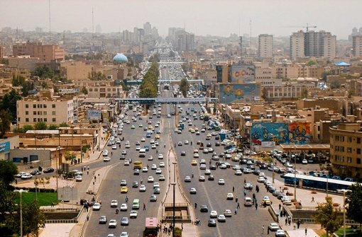Blick auf den Verkehr in Teheran. Foto: Joachim Hübscher/z