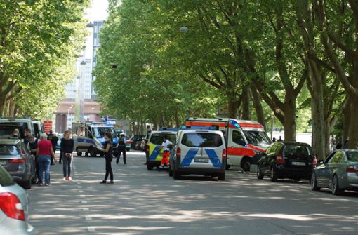 Tatort Mercedesstraße am 16. Mai: Die Ermittlungen nach dem Überfall lösen heftige Kritik aus. Foto: Fotoagentur Stuttgart/Andreas Rosar
