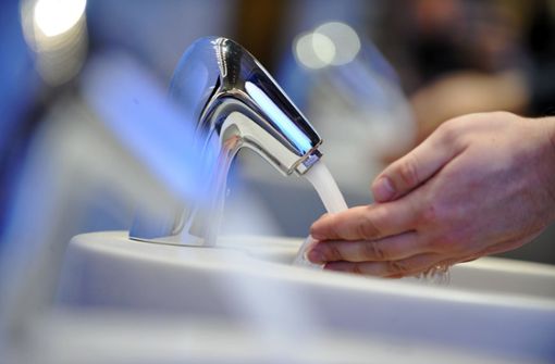 Gilt nicht nur für Kinder: vor und nach dem Essen Hände waschen. Foto: dpa
