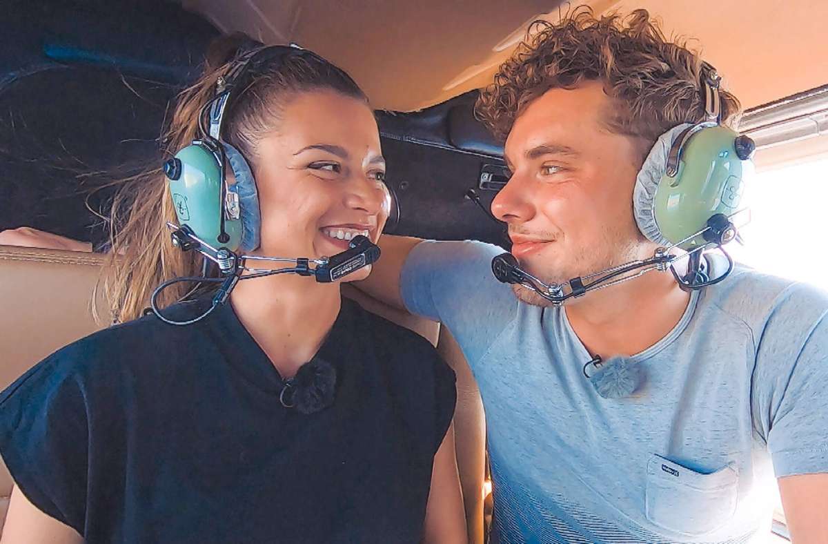 Das erste Dream-Date führt die Bachelorette und Raphael bei einem Helikopterflug in die Lüfte.
